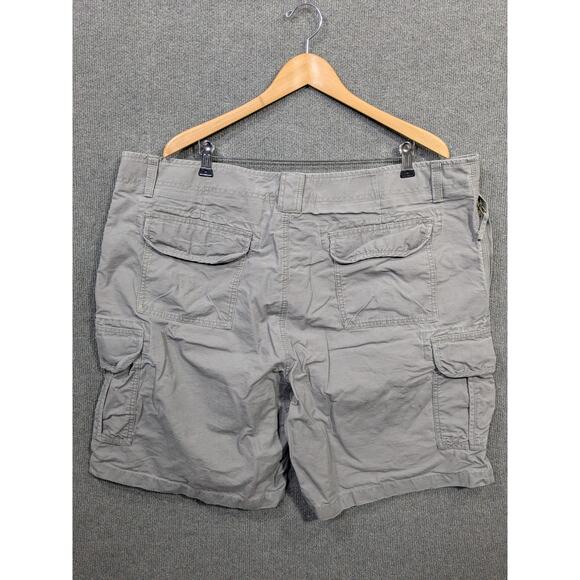 LL Bean Allagash Shorts Mens 44x10 Cotton Cargo Summer Everyday Pockets - Picture 6 of 9